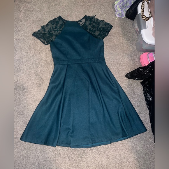 Teal dress - Picture 6 of 7